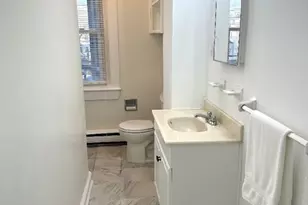 1076 Washington St, Norwood, MA 02062 - Photo 8