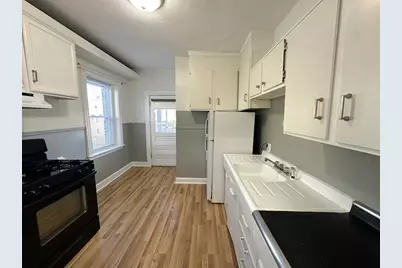 1076 Washington Street #3, Norwood, MA 02062 - Photo 4