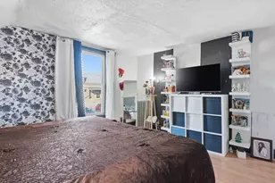 5 Ripley Pl, Worcester, MA 01610 - Photo 16