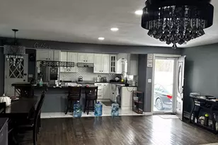 11 Maple St, West Boylston, MA 01583 - Photo 2