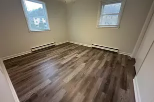 60 Phillips St, Attleboro, MA 02703 - Photo 4