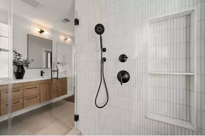 209 High St, Brookline, MA 02445 - Photo 14