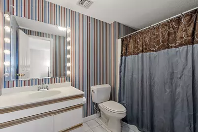 295 W. Wyoming Avenue #10C, Stoneham, MA 02180 - Photo 24