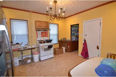 130 Russell St #0, Malden, MA 02148 - Photo 2