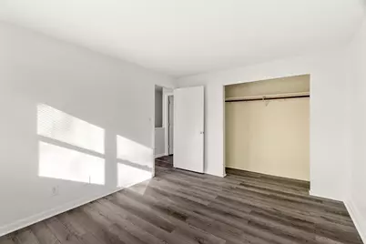 2 Kingston St #2, North Andover, MA 01845 - Photo 18