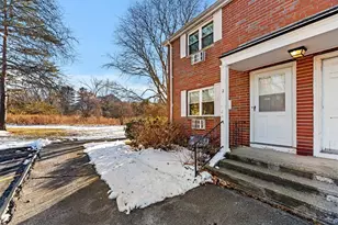 2 Kingston St, North Andover, MA 01845 - Photo 30