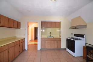 162 Pearl St, Malden, MA 02148 - Photo 2