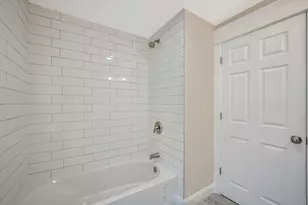 16 Water St, Freetown, MA 02702 - Photo 20