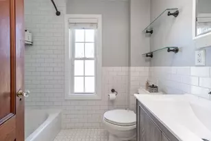 1076 Adams St, Boston, MA 02124 - Photo 22