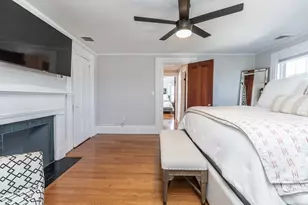 1076 Adams St, Boston, MA 02124 - Photo 16