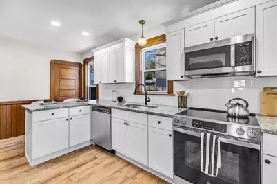 141 Saint Jerome Ave, Holyoke, MA 01040 - Photo 10