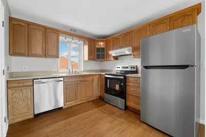 133 Winthrop St #21, Framingham, MA 01702 - Photo 4