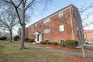 133 Winthrop St, Framingham, MA 01702 - Photo 4