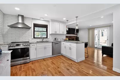 116 Gordon Rd, Braintree, MA 02184 - Photo 14