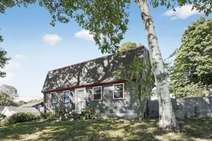 116 Gordon Rd, Braintree, MA 02184 - Photo 2