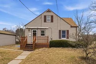 41 Susan Ave, South Hadley, MA 01075 - Photo 2