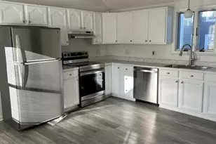 6 Mayhew St, Hopkinton, MA 01748 - Photo 4