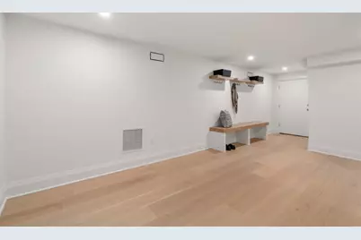 33 Dickson Ave, Arlington, MA 02474 - Photo 28