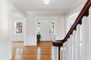 95 Prospect St, Wakefield, MA 01880 - Photo 8