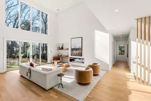 128 Charlemont, Newton, MA 02461 - Photo 4