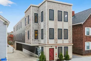 551 E 7th St, Boston, MA 02127 - Photo 26