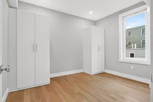 551 E 7th St, Boston, MA 02127 - Photo 10