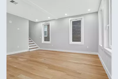 551 E 7th St #1, Boston, MA 02127 - Photo 8