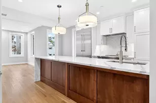 551 E 7th St, Boston, MA 02127 - Photo 2