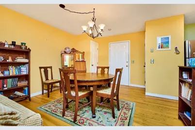 23 Randolph Pl #109, Northampton, MA 01060 - Photo 6