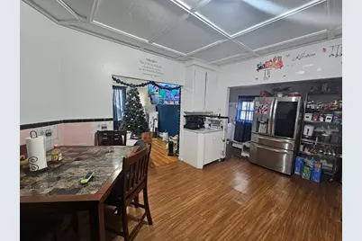 35 Tuttle St, Revere, MA 02151 - Photo 4