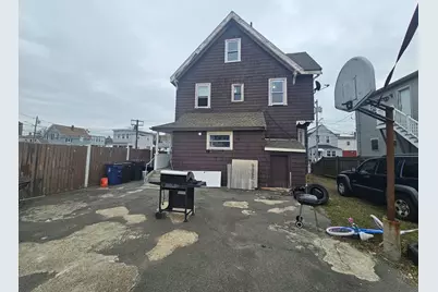 35 Tuttle St, Revere, MA 02151 - Photo 20