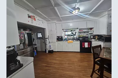 35 Tuttle St, Revere, MA 02151 - Photo 4