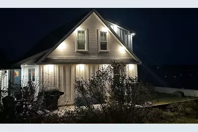 395 Park Avenue, Portsmouth, RI 02871 - Photo 2