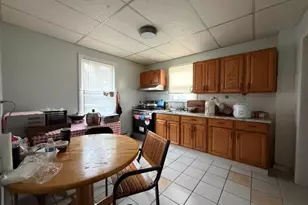 25 Hawthorne, Malden, MA 02148 - Photo 2