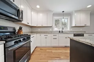 2 Mapleton Rd, Merrimac, MA 01860 - Photo 8