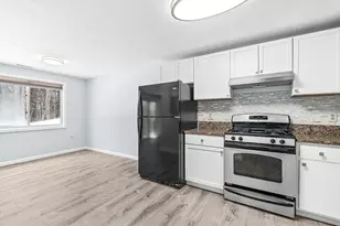 14 Centercrest Dr, Tyngsborough, MA 01879 - Photo 12