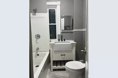 40 Parker St #2, New Bedford, MA 02740 - Photo 2