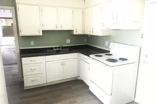 43 Hamilton St, Leominster, MA 01453 - Photo 6