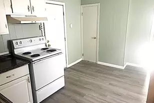 43 Hamilton St, Leominster, MA 01453 - Photo 8