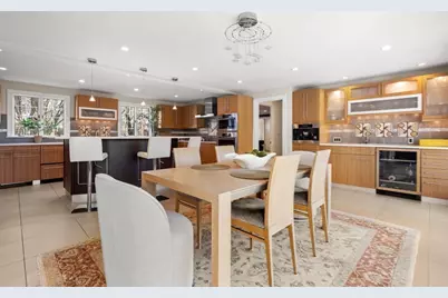 84 Royalston Rd, Wellesley, MA 02481 - Photo 22