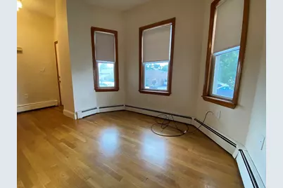 14 Clarendon St #14, Watertown, MA 02472 - Photo 4