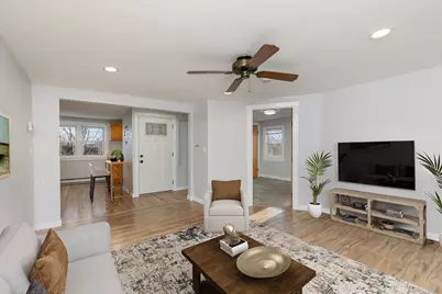 129 Friend St #3, Amesbury, MA 01913 - Photo 6