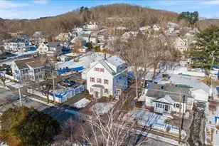 129 Friend St, Amesbury, MA 01913 - Photo 26