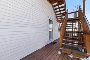 129 Friend St, Amesbury, MA 01913 - Photo 16