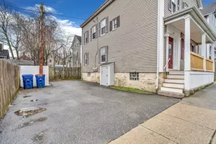 118 Maxfield St, New Bedford, MA 02740 - Photo 10
