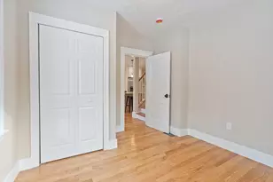 42 N Worcester Ave, Worcester, MA 01606 - Photo 14
