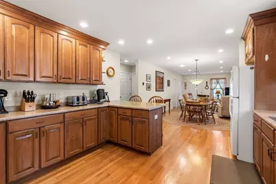 28 Van Norden Rd, Woburn, MA 01801 - Photo 8