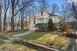 28 Van Norden Rd, Woburn, MA 01801 - Photo 2