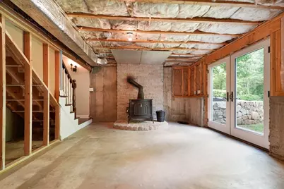 50 Elm St, Plympton, MA 02367 - Photo 32