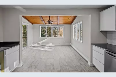 19 Valerie Dr, Plainville, MA 02762 - Photo 14